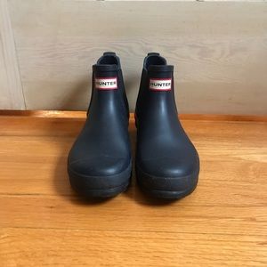 Hunter Chelsea Boot Navy and Black